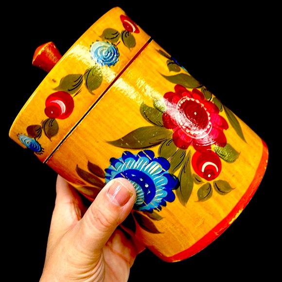 - Vintage 6” Russian  wood canister with handpainted floral design - Picture 2 of 8